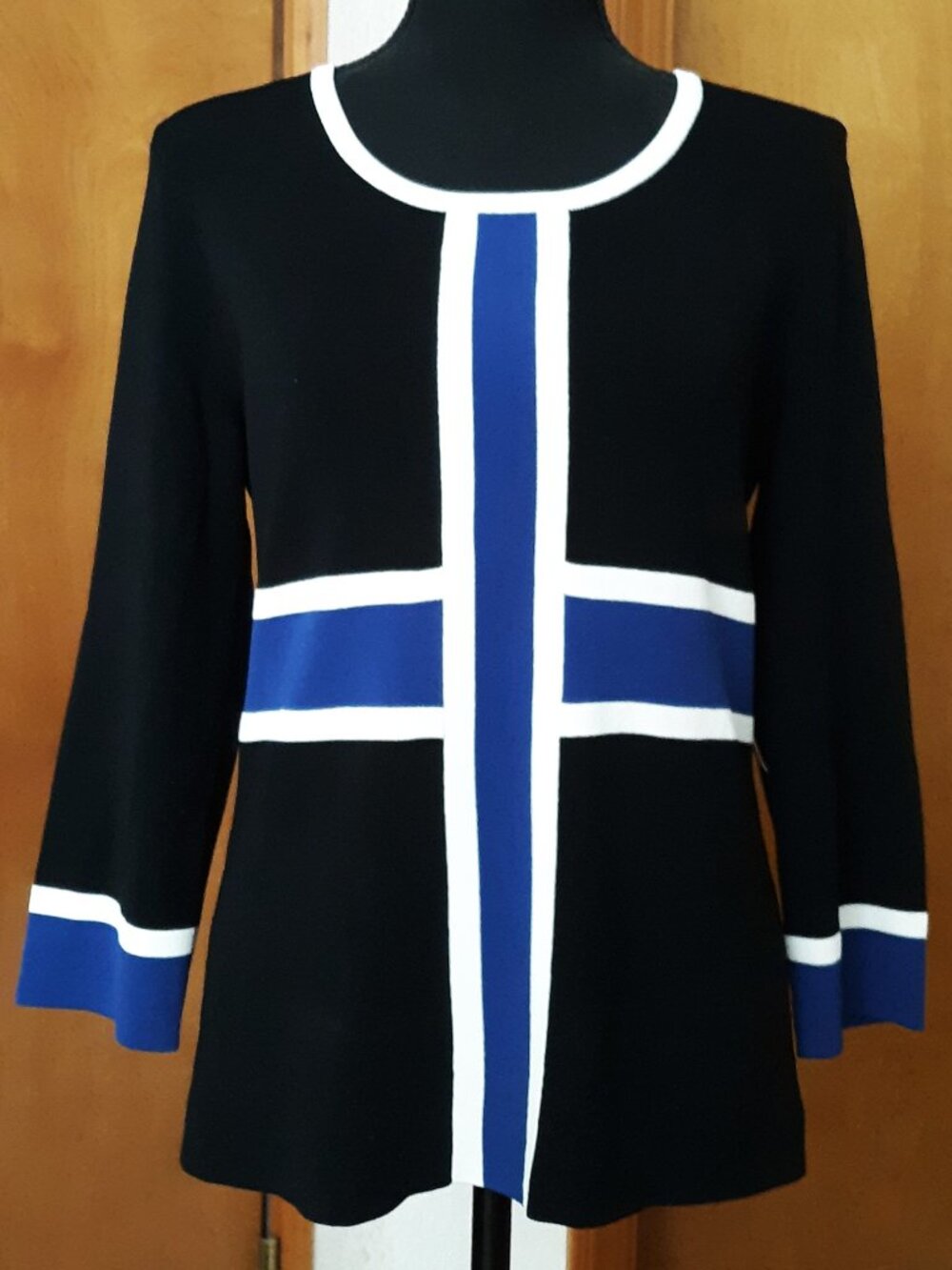 Cable & Gauge 3/4 Sleeve Stretch Knit Pull Over Sweater Black Blue Medium NWT
